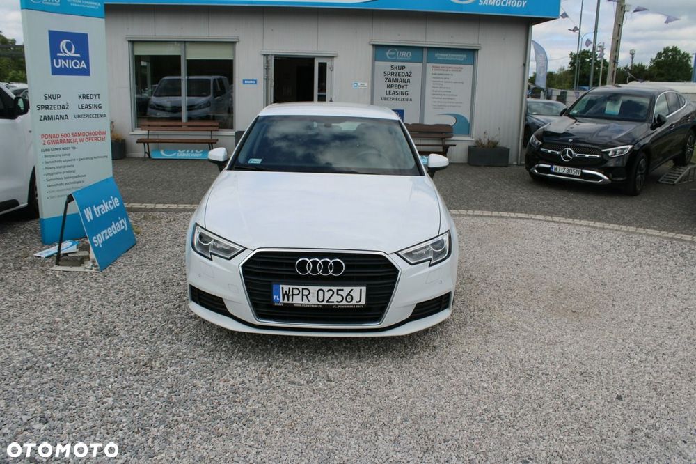 Audi A3 Sportback - 3
