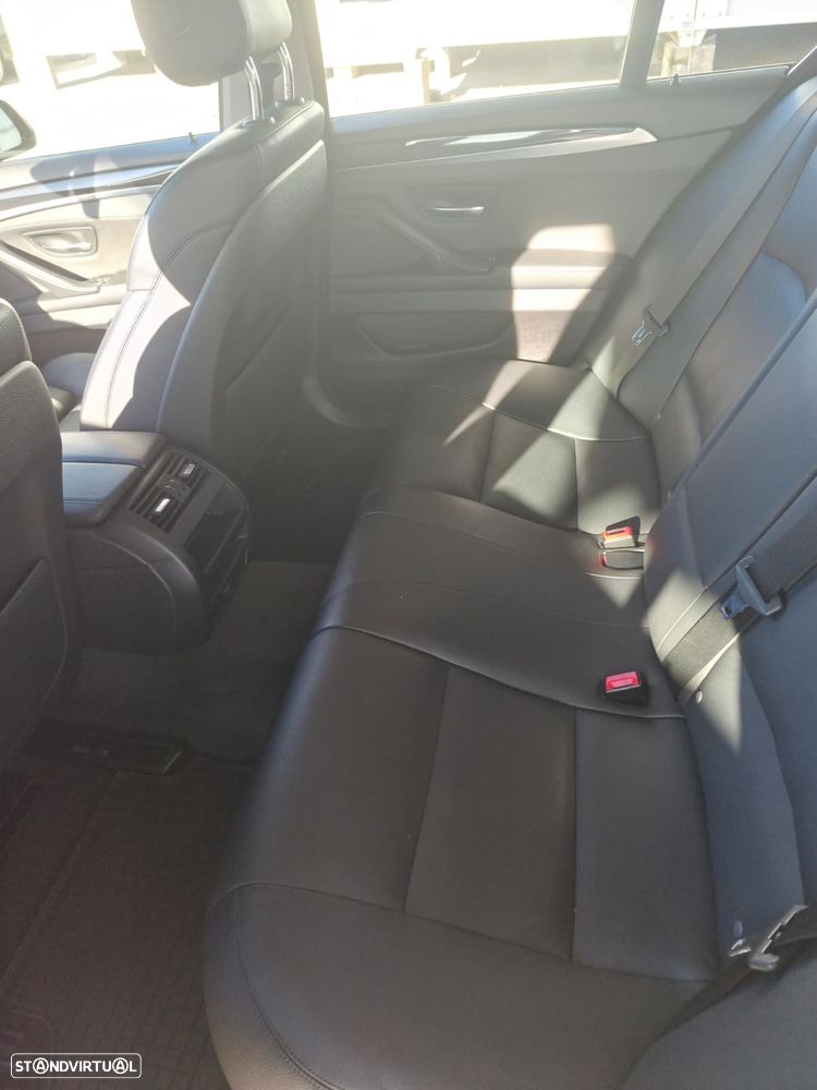 BMW 530 d Pack M Auto - 36