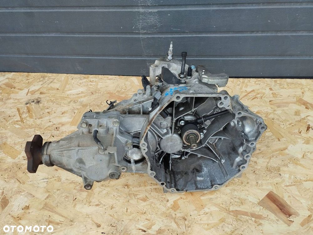 SKRZYNIA BIEGÓW KOMPLETNA NISSAN QASHQAI J11 1.6 DCI 4X4 - 6