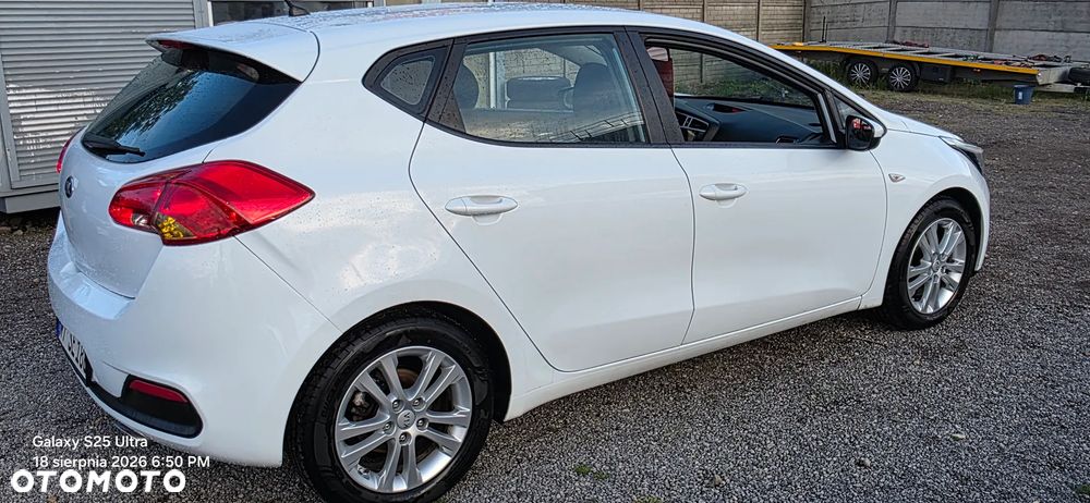 Kia Ceed - 7