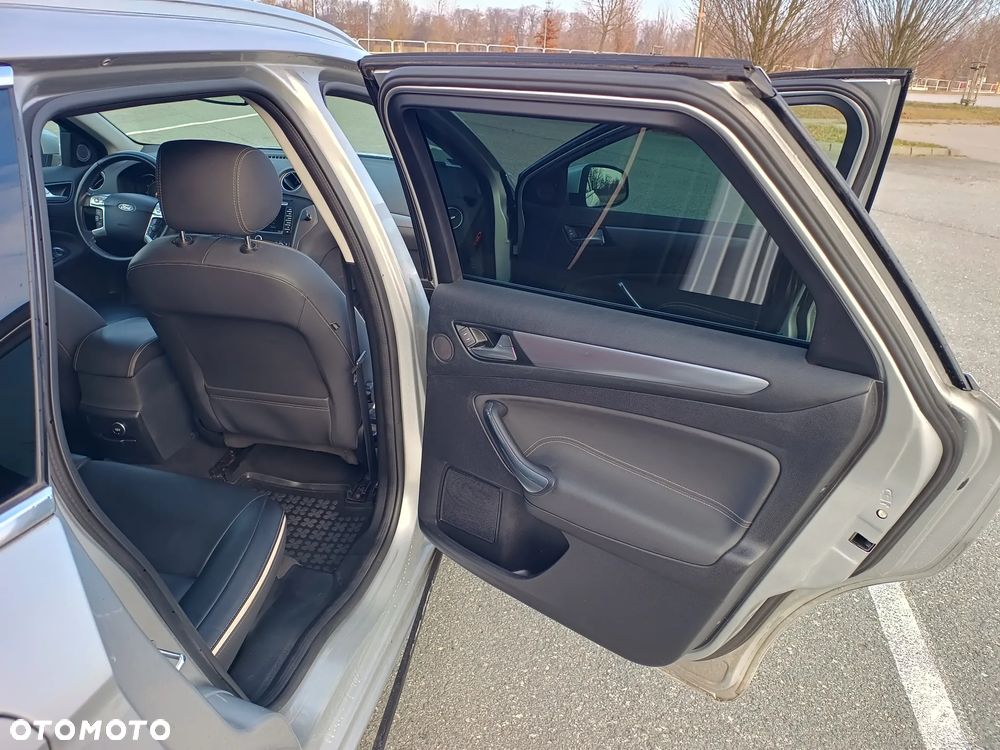 Ford Mondeo SW 2.0 TDCi Gold X - 34