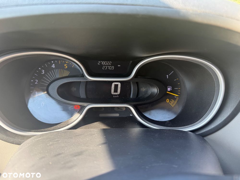 Renault Trafic - 9