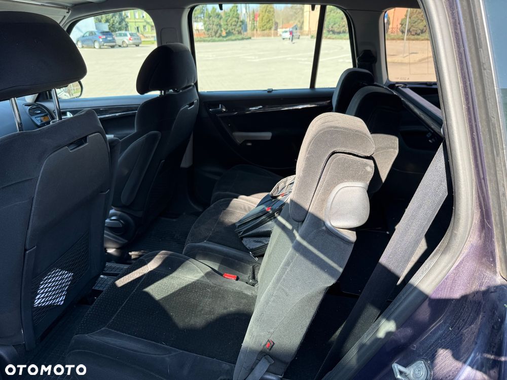 Citroën C4 Picasso 1.6 HDi FAP EGS6 Exclusive - 19