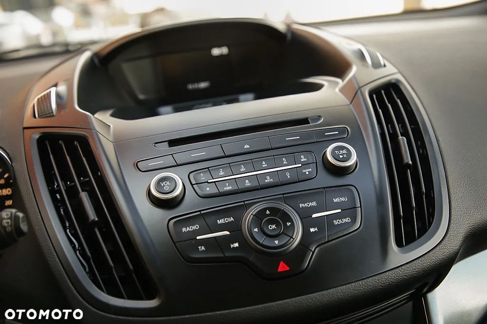 Ford Kuga 1.5 EcoBoost 2x4 Trend - 17