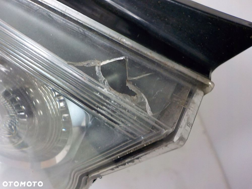 SUBARU IMPREZA II GD SEDAN LAMPA LEWA TYLNA LEWY TYŁ UK - 3