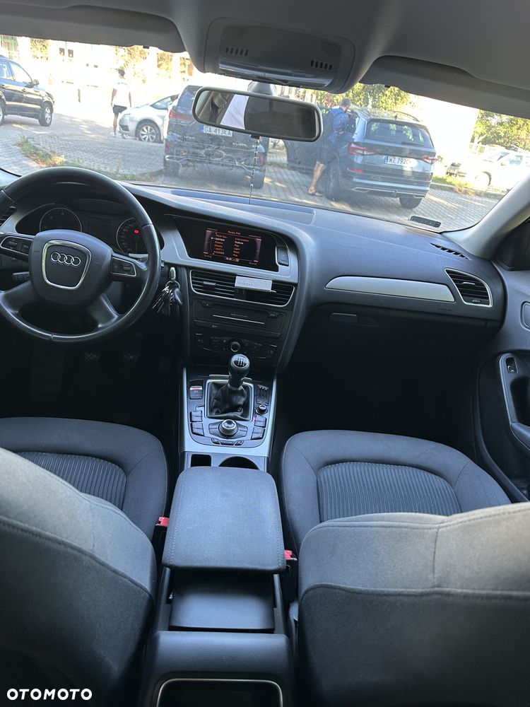 Audi A4 Limousine - 18