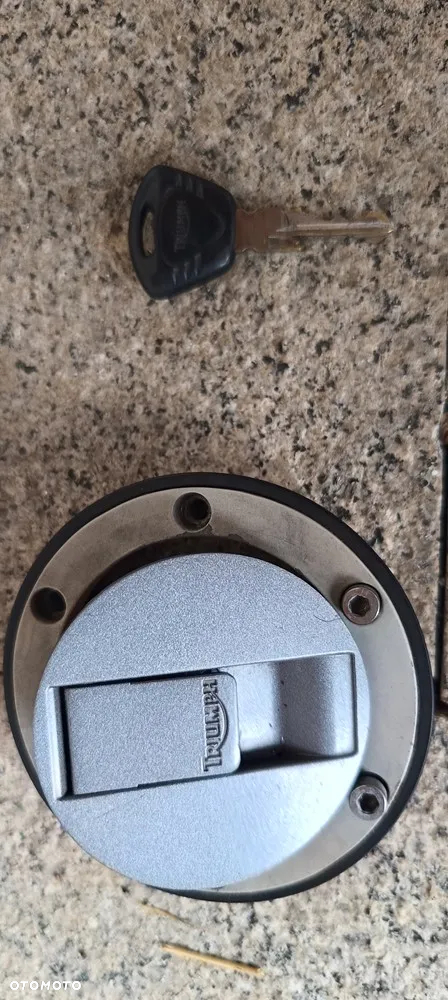 TRIUMPH XRT 800 LICZNIK KLUCZYK MODUŁ KOREK WLEW PALIWA ZESTAW ODPALENIA - 11