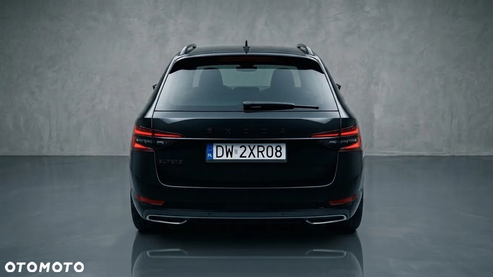 Skoda Superb 2.0 TDI SCR Sportline DSG - 3