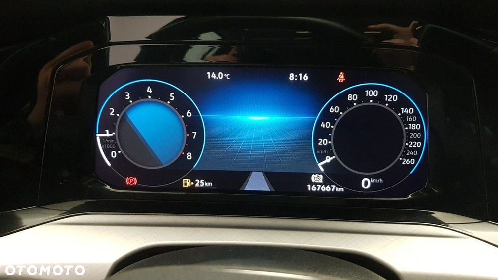 Volkswagen Golf - 21