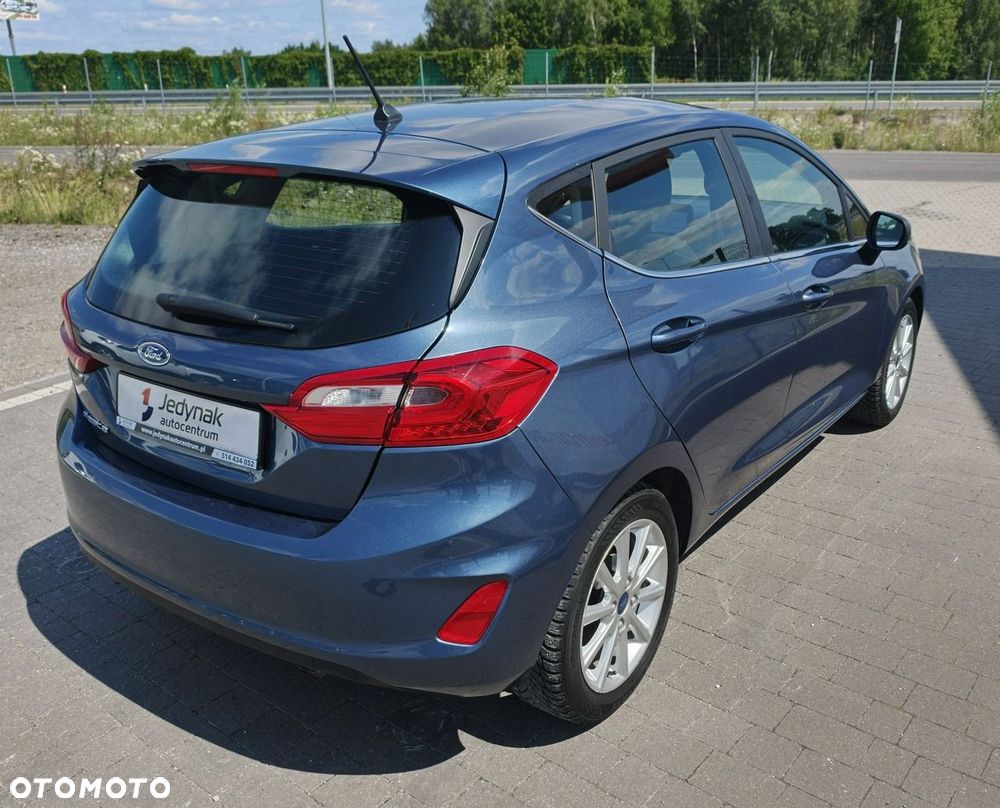 Ford Fiesta - 9