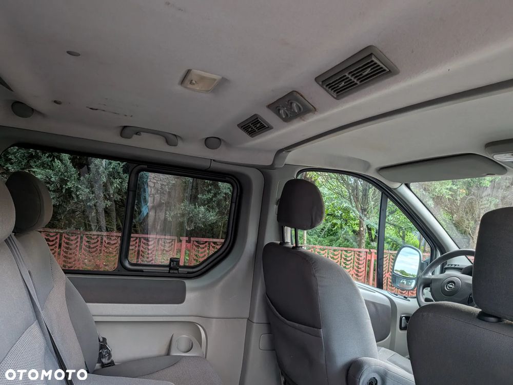 Opel Vivaro - 14