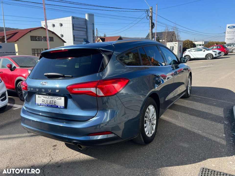 Ford Focus - 5