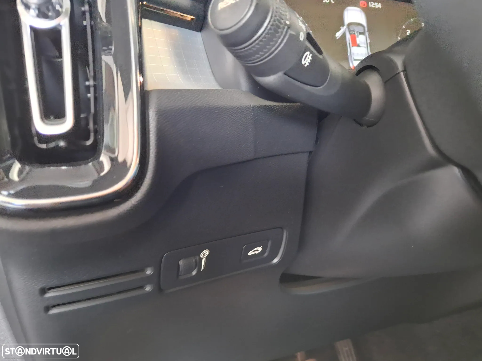 Volvo XC 40 2.0 D3 Momentum - 12