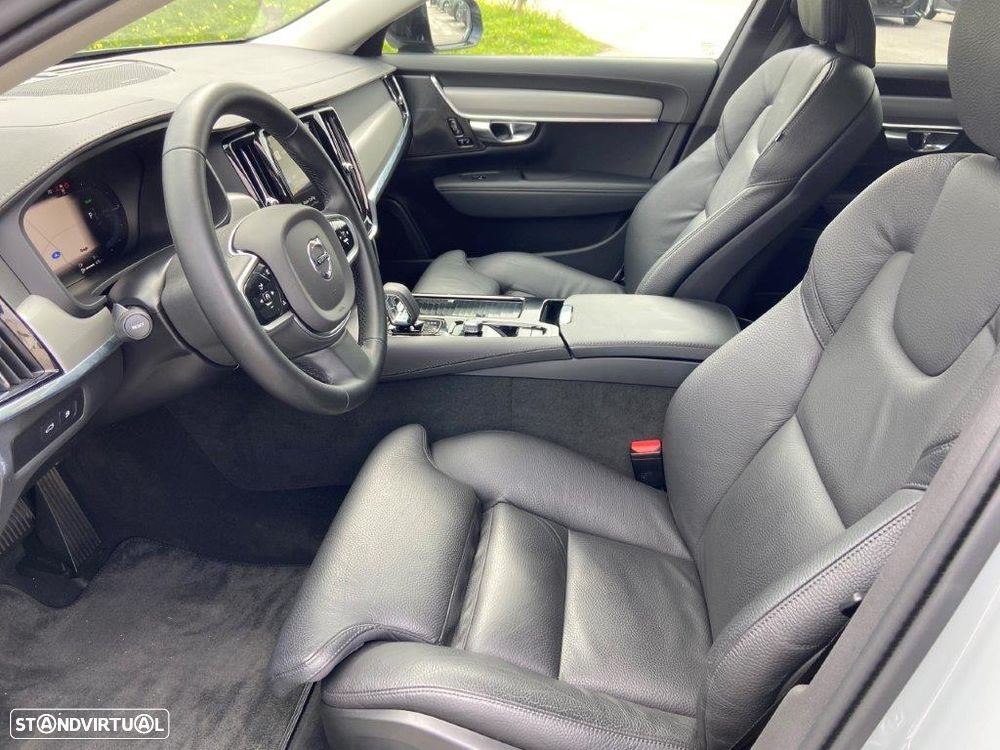 Volvo V90 2.0 T6 PHEV Plus Dark AWD - 8