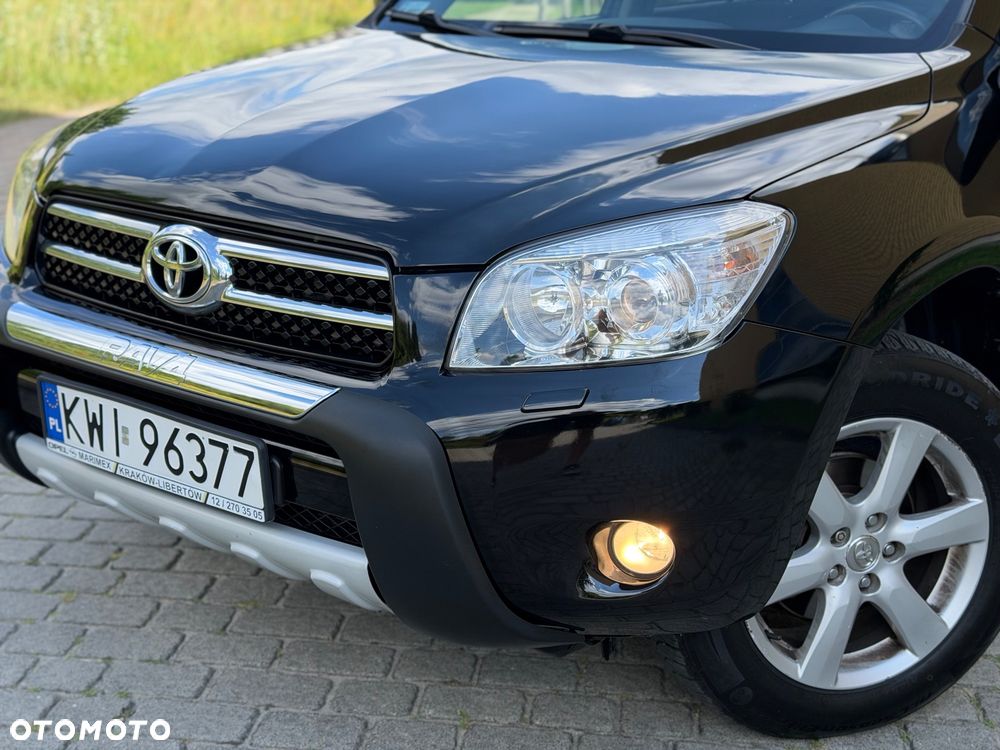 Toyota RAV4 2.2 D-4D Prestige - 36