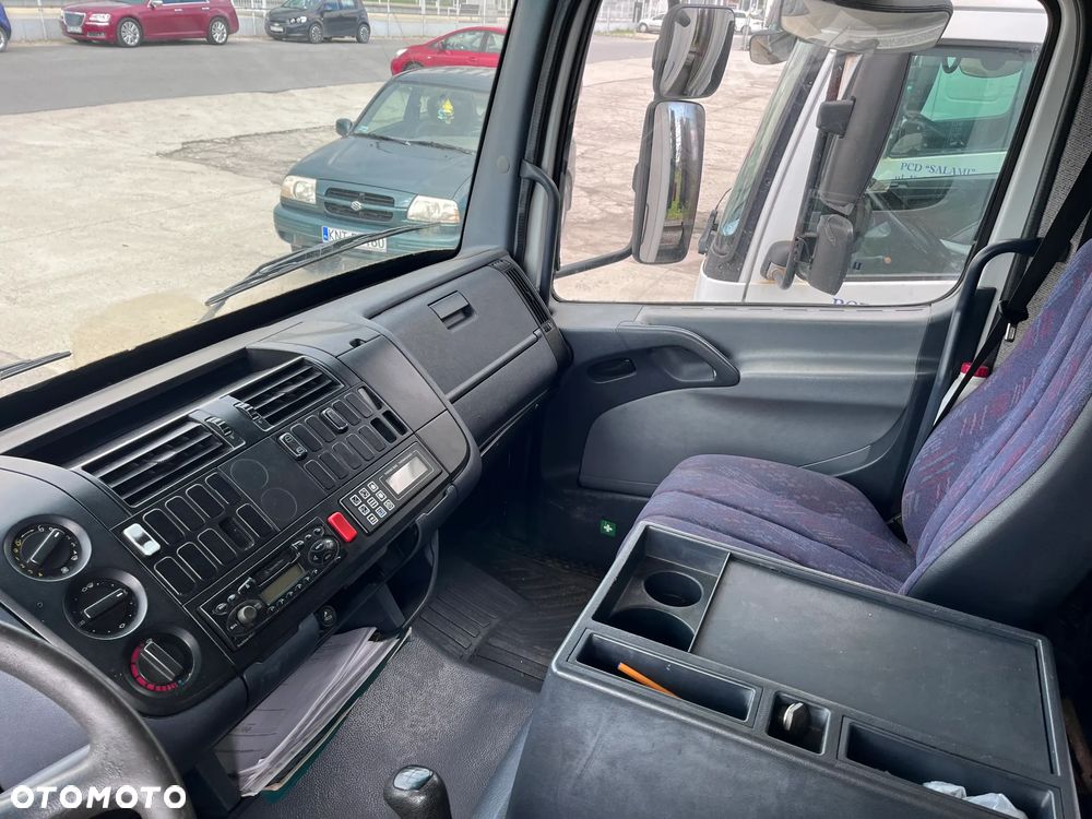 Mercedes-Benz ATEGO - 5
