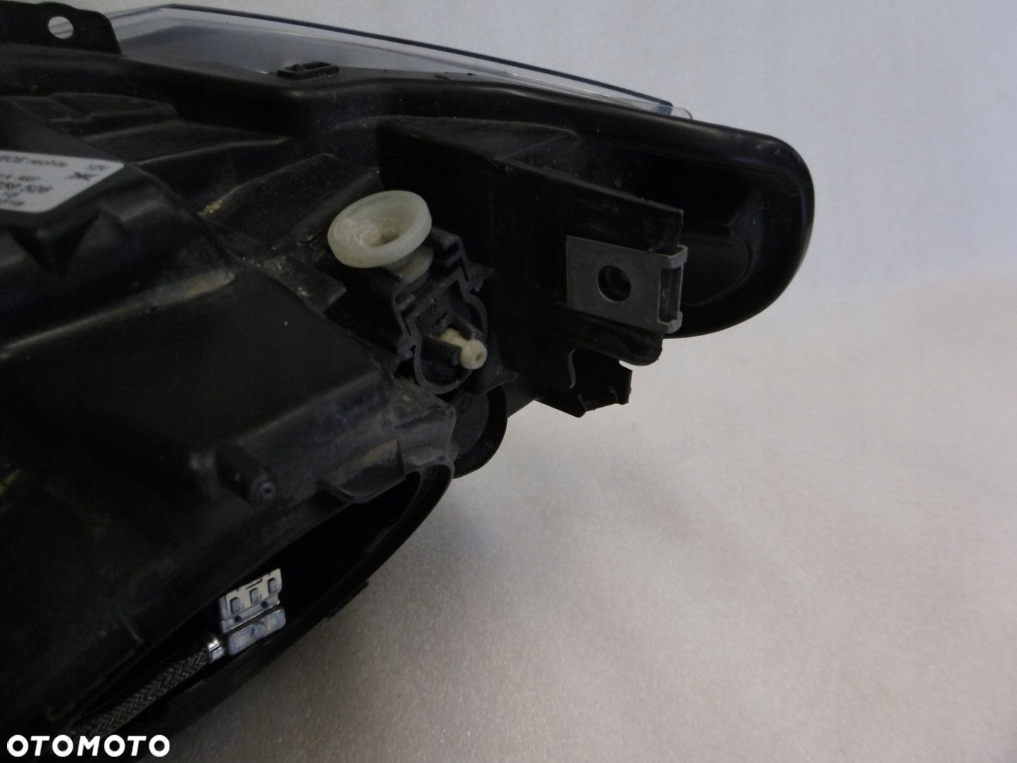 BMW 3 F30, F31 - lampa przednia prawa BIXENON - 3