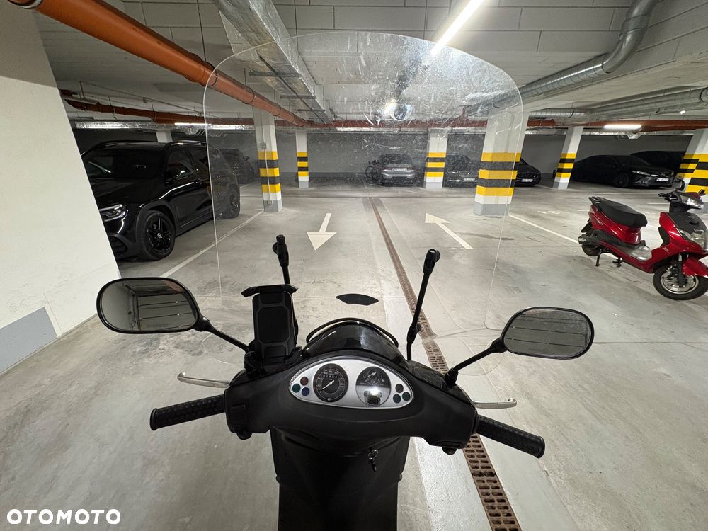 Piaggio FLY - 5
