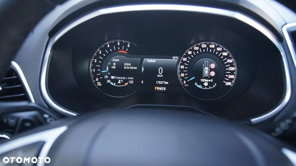 Ford S-Max 2.0 TDCi Titanium PowerShift - 22