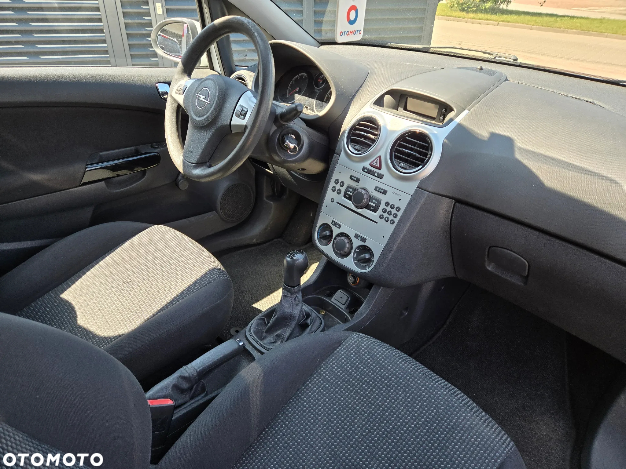 Opel Corsa 1.2 16V (ecoFLEX) Color Edition - 5