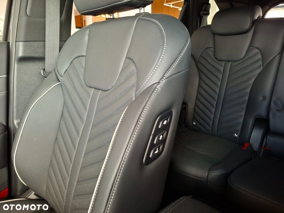 Kia Sorento - 36