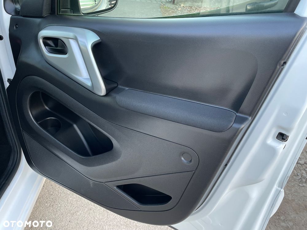 Citroën Berlingo Multispace BlueHDi 100 FEEL - 17