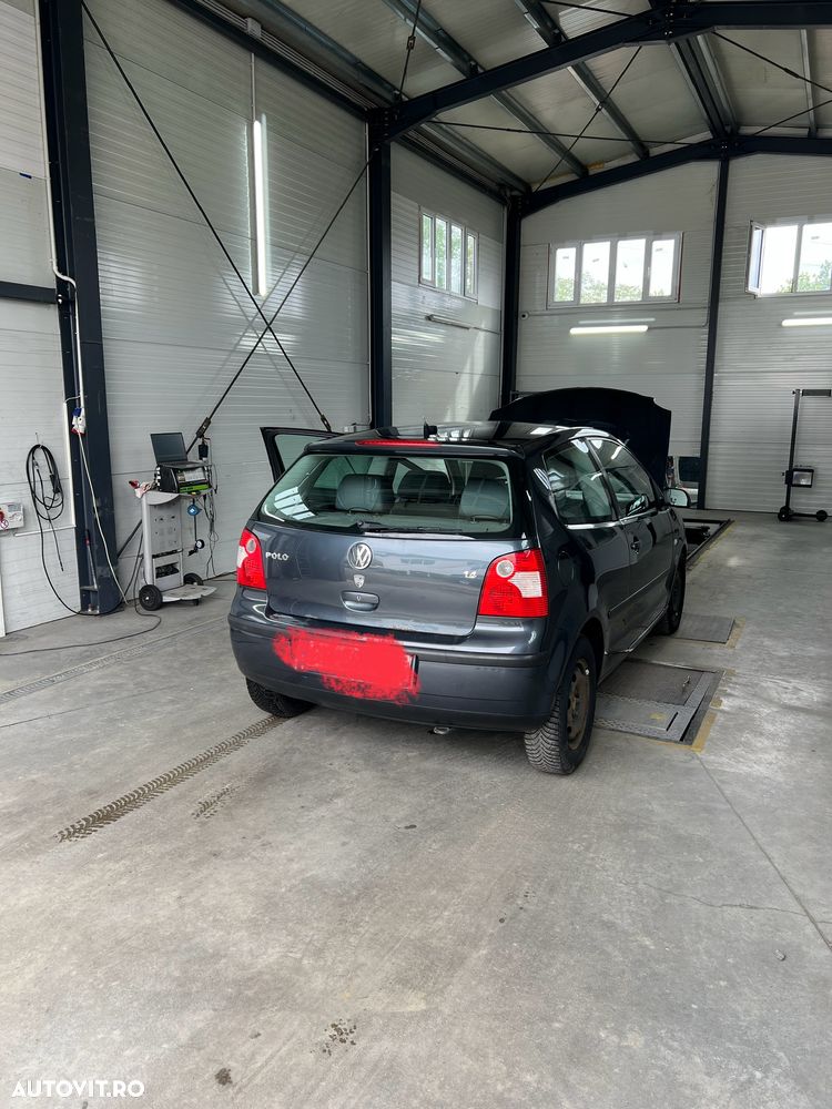 Volkswagen Polo 1.4 Basis - 10