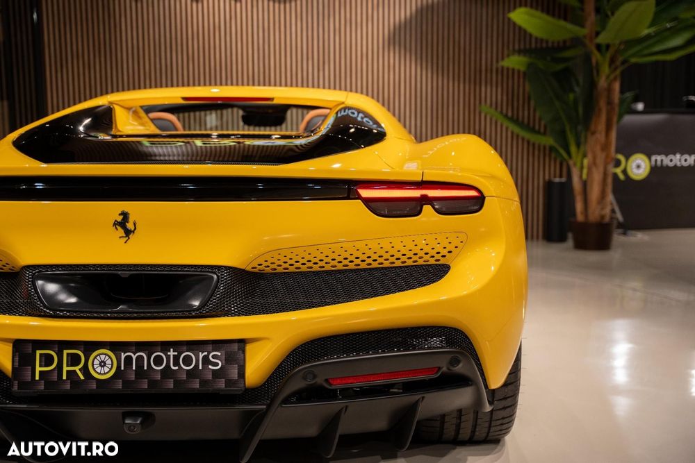 Ferrari 296 GTS - 28