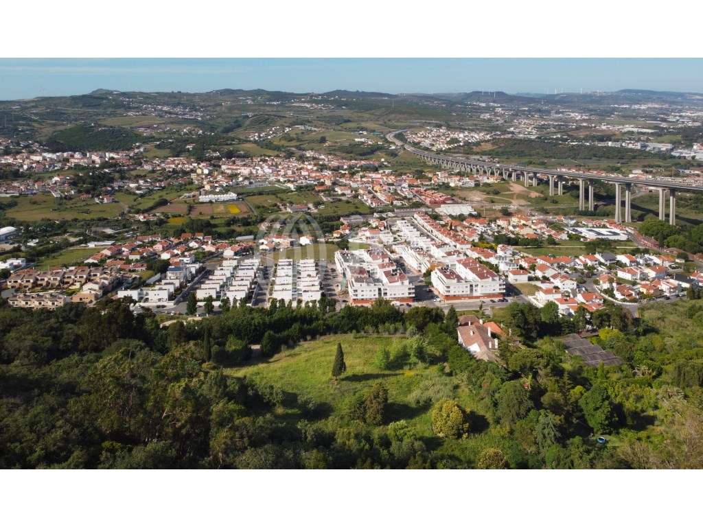 Terreno em Loures - Grande imagem: 4/5