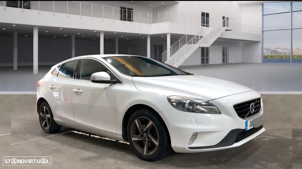 Volvo V40 2.0 D2 R-Design - 2
