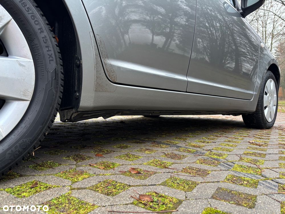 Suzuki Swift 1.3 Comfort dance - 22