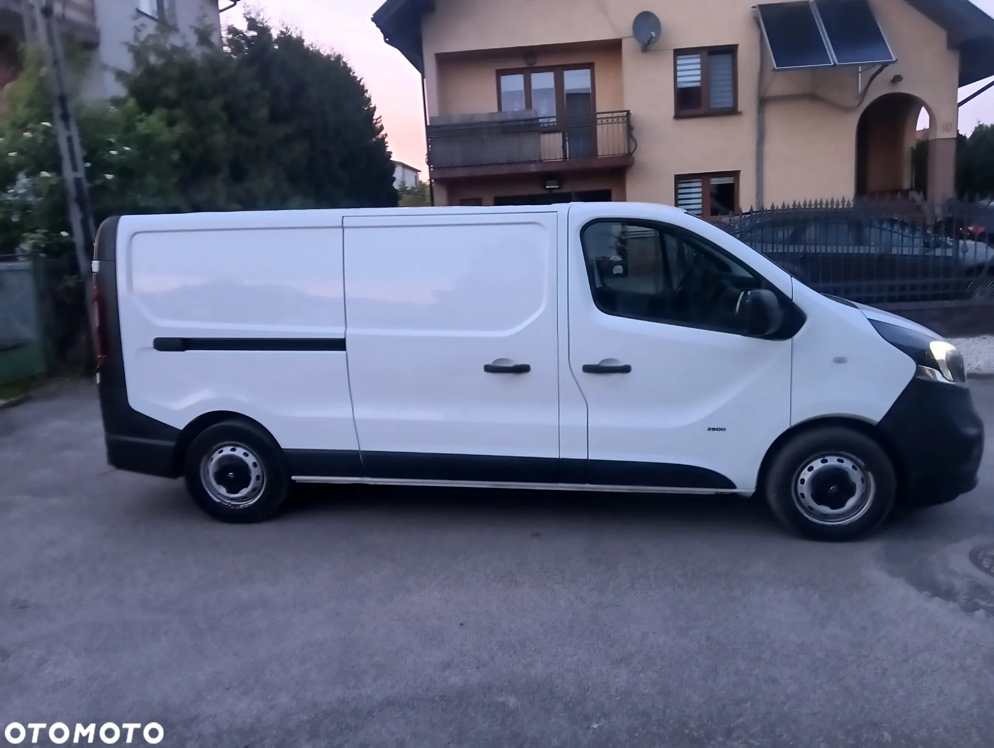 Opel Vivaro - 15