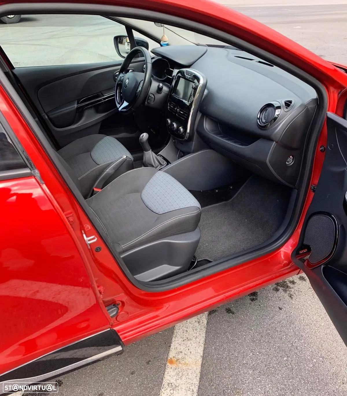 Renault Clio 1.5 dCi # - 9