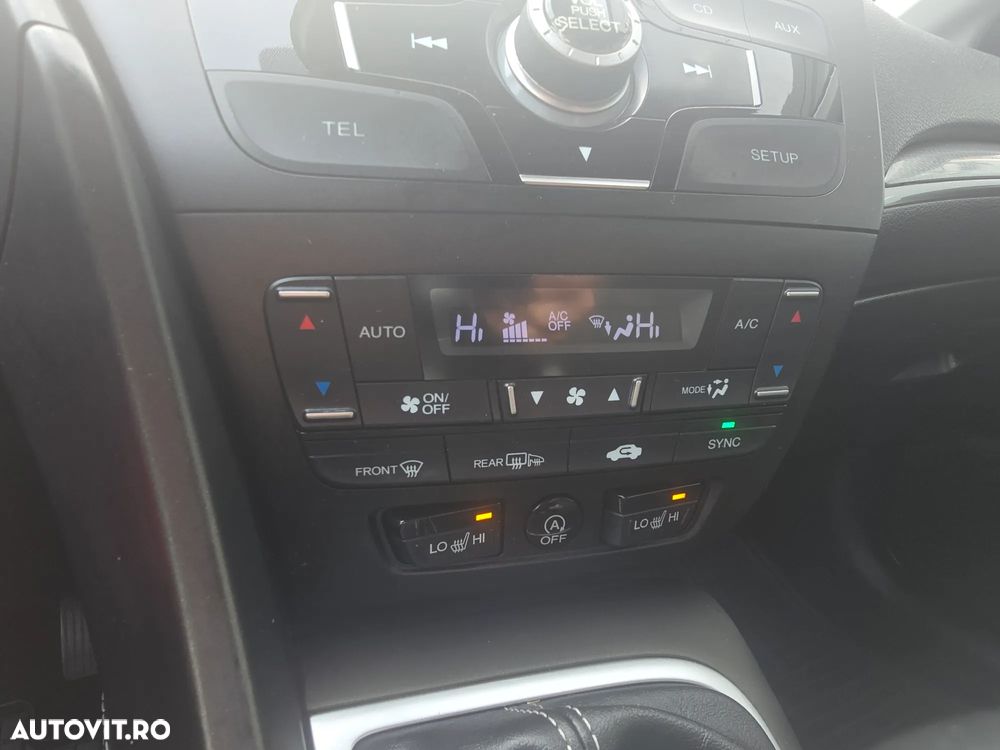 Honda Civic 1.8 i-VTEC MT Elegance Winter Pack - 11