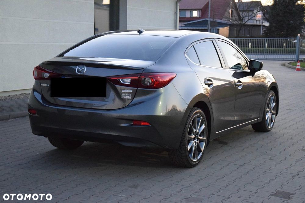 Mazda 3 - 7