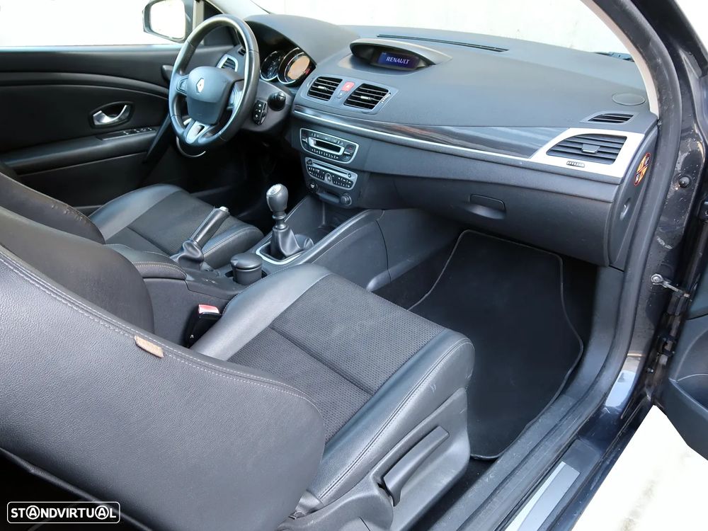 Renault Mégane Coupe 1.5 dCi Dynamique S - 12