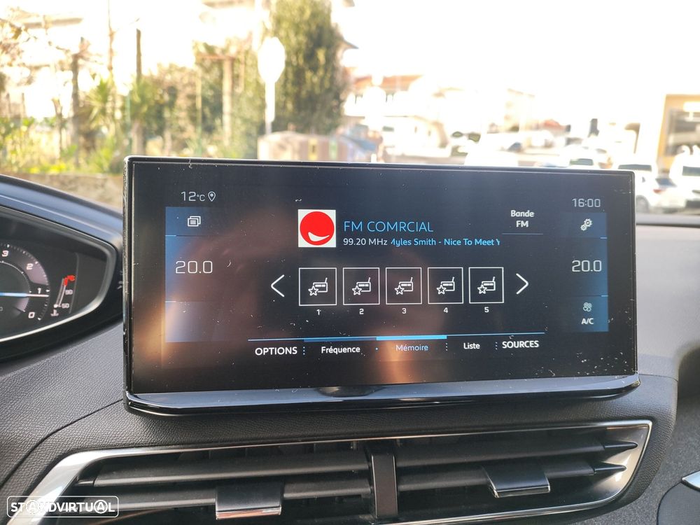 Peugeot 3008 1.5 BlueHDi Allure Pack EAT8 - 20