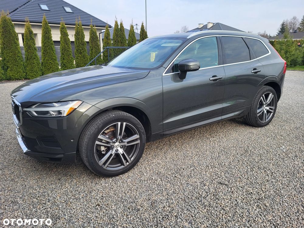 Volvo XC 60 T5 AWD Momentum - 1