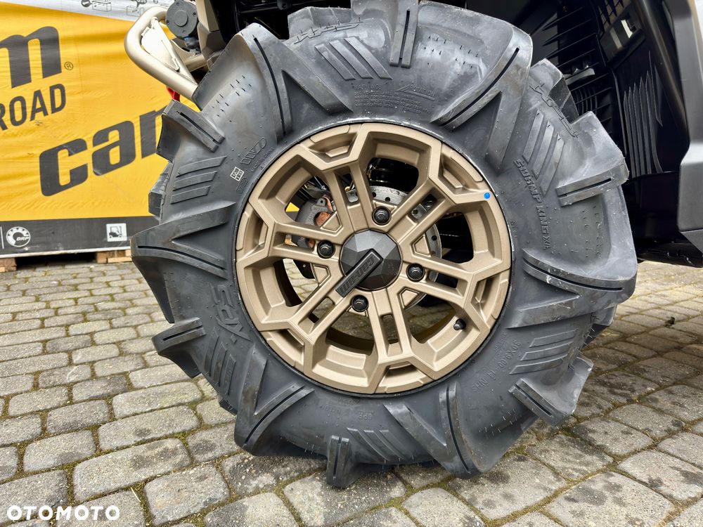 Can-Am Outlander - 15