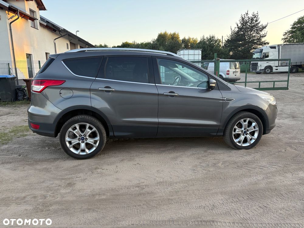 Ford Kuga 2.0 TDCi 4x4 Champions Edition - 4