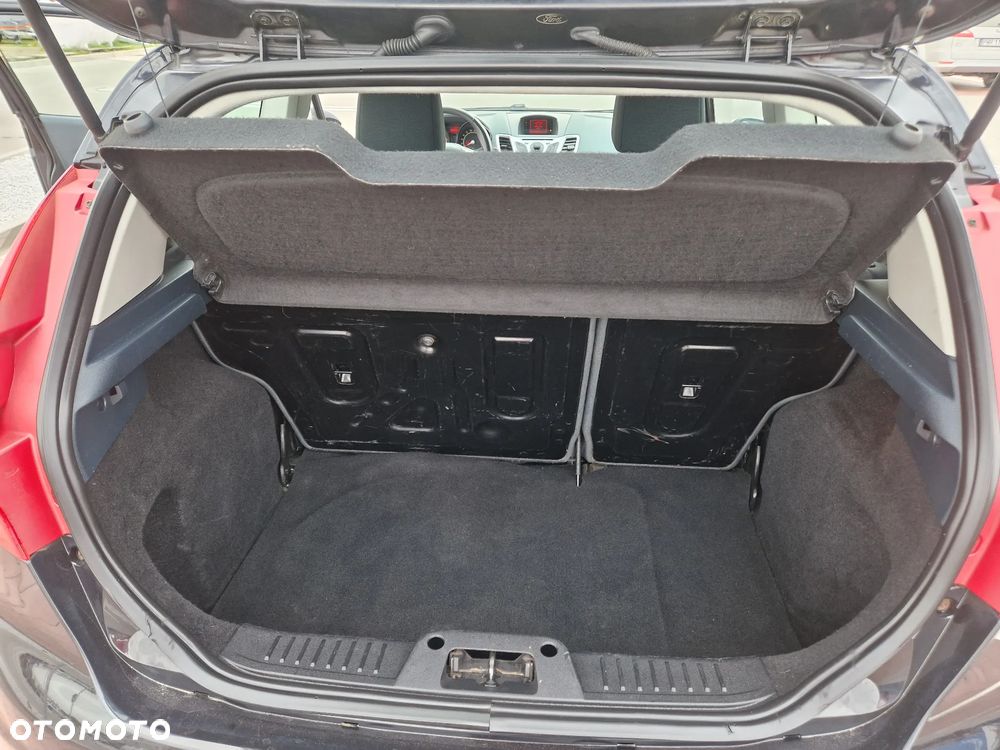 Ford Fiesta - 17