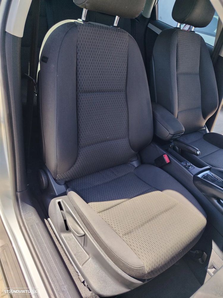Audi A3 Sportback 1.6 TDI Attraction S-Tronic - 11
