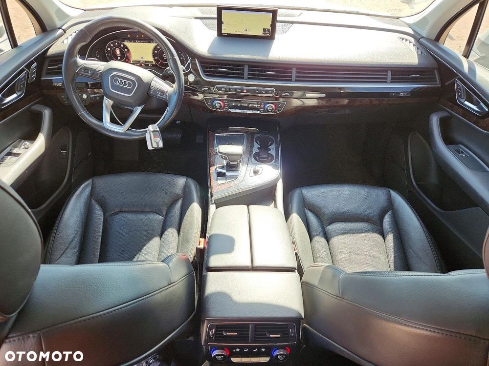 Audi Q7 3.0 TFSI Quattro Tiptronic - 8