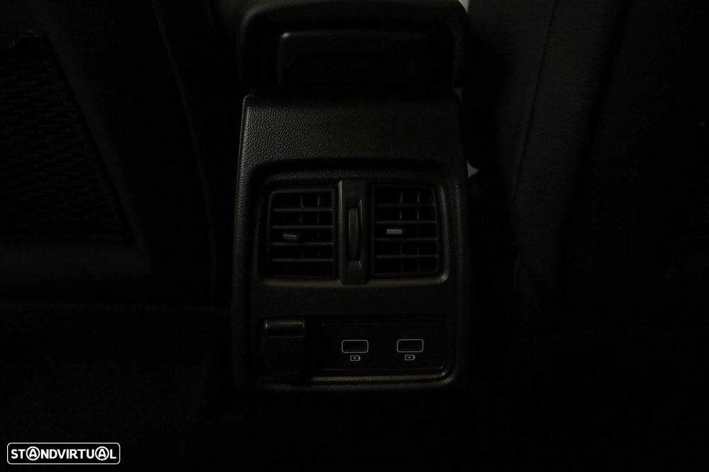 Renault Captur 1.6 E-Tech Plug-In Hybrid Techno - 24