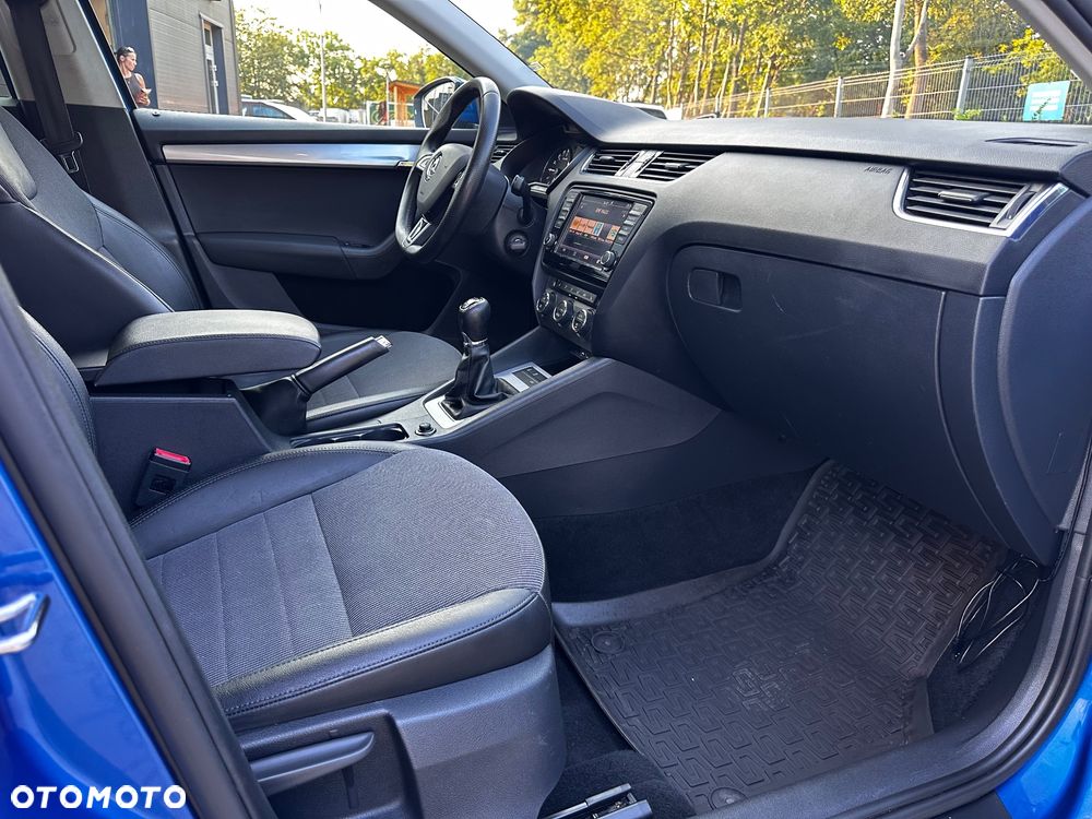 Skoda Octavia 2.0 TDI Premium Edition - 23