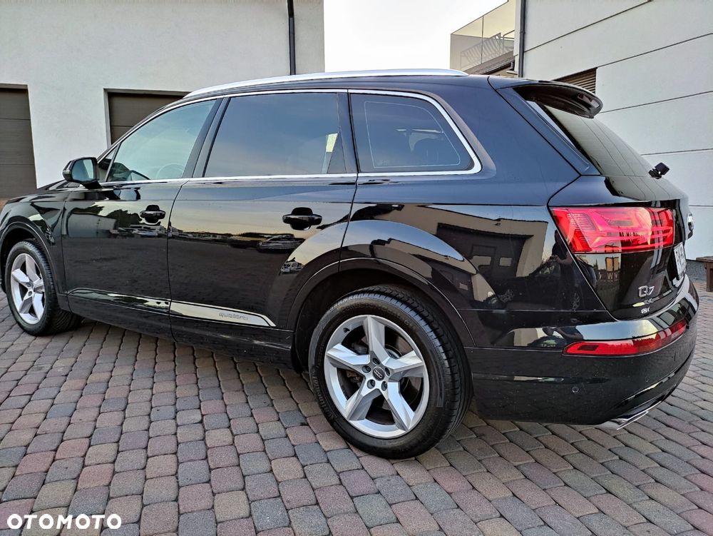 Audi Q7 - 12