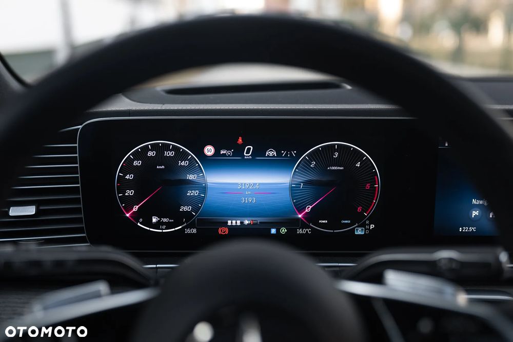 Mercedes-Benz GLE - 23