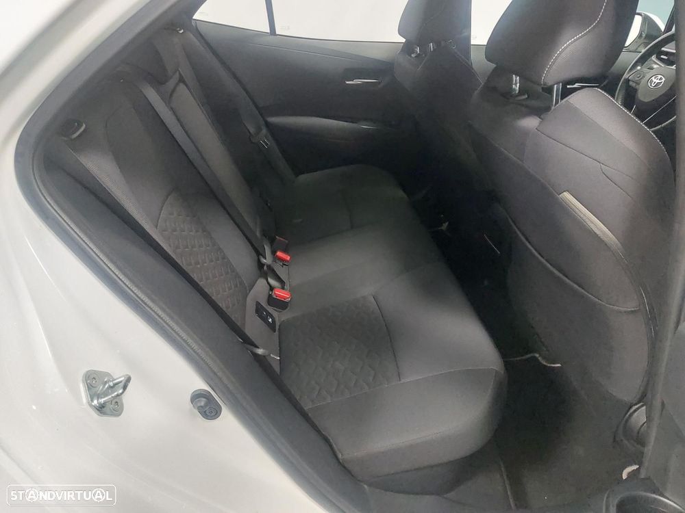 Toyota Corolla 1.8 Hybrid Comfort - 39