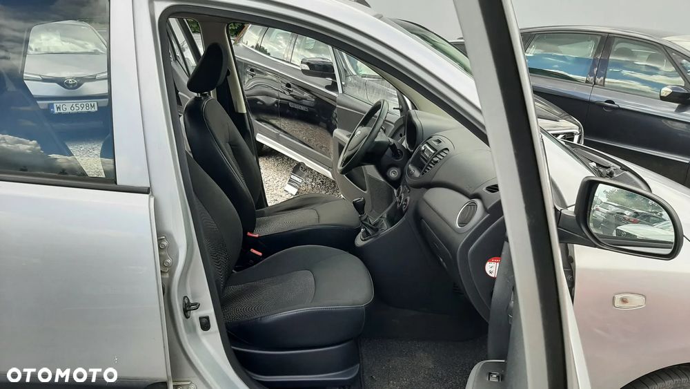 Hyundai i10 - 10