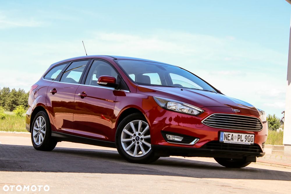 Ford Focus 1.5 EcoBlue Start-Stopp-System ST-LINE DESIGN - 13
